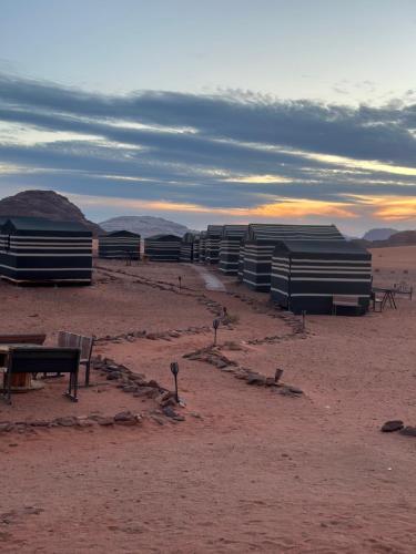 Заобикаляща среда, Wadirum sunset camp in Уади Рум