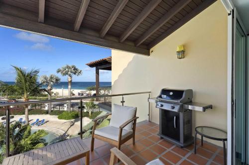 Beachfront - Eagle Beach - Sapphire 2BR condo E322, Palm-Eagle Beach (foto 3)
