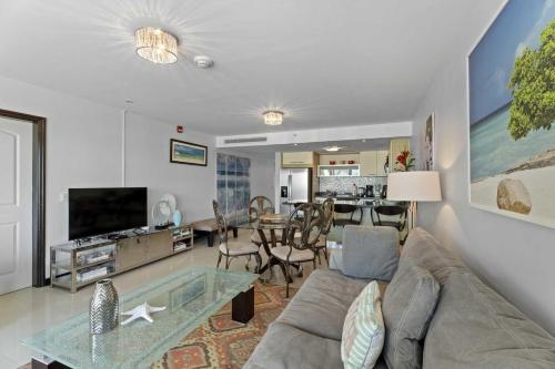 Beachfront - Eagle Beach - Sapphire 2BR condo E322, Palm-Eagle Beach (foto 8)