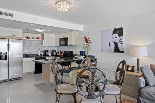 Beachfront - Eagle Beach - Sapphire 2BR condo E322, Palm-Eagle Beach (foto 10)