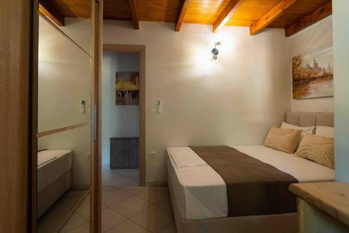 Modern Loft at Kalogria Beach Modern Loft at Kalogria Beach