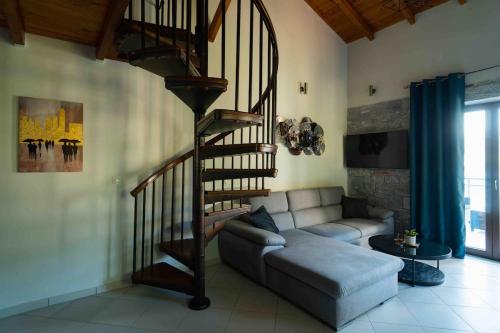 Modern Loft at Kalogria Beach Modern Loft at Kalogria Beach