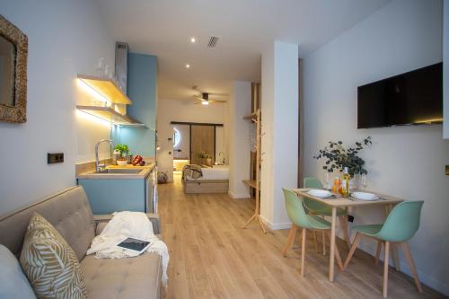 Nomad Haux Mestalla Apartments 1