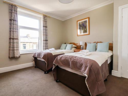 Craven House - image 3