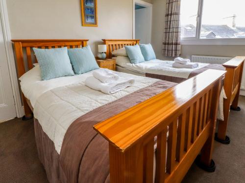 Craven House - image 11