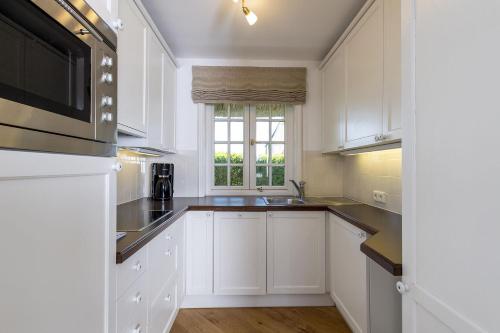 Kitchen, Benendikenwai 5 in Keitum