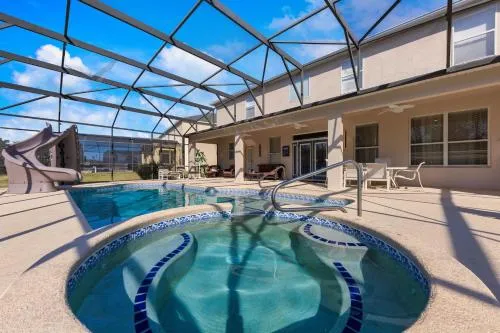 Waterslide 6 bed Lux Villa Emerald Island photo 2
