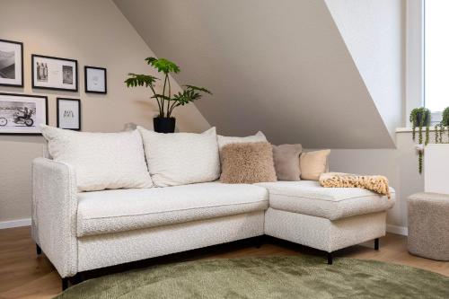 Apartment Suite von Spears - Edles Design mit Balkon und kostenloser Tiefgarage im Neuseenland in Markkleeberg
