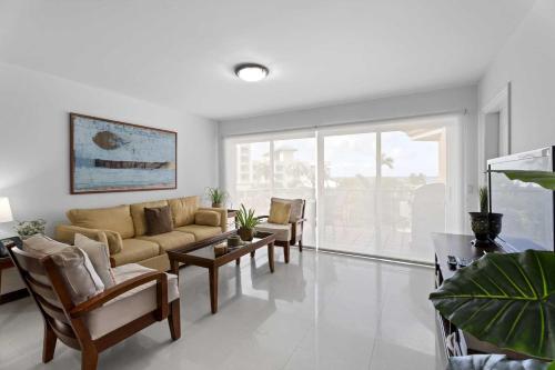Beachfront - Brisas del Mar 2BR condo - E324, Palm-Eagle Beach (zdjęcie 8)