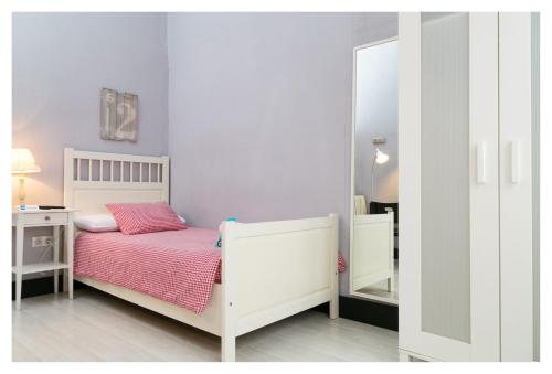 Hi Valencia Canovas - image 5