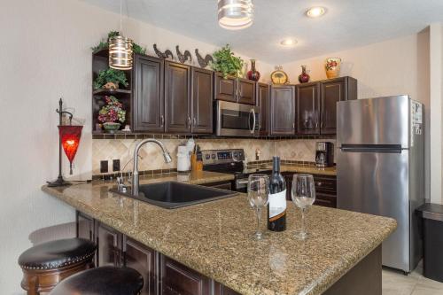 2BR 2 BA Sonoran Sea 407-E in Sandy Beach