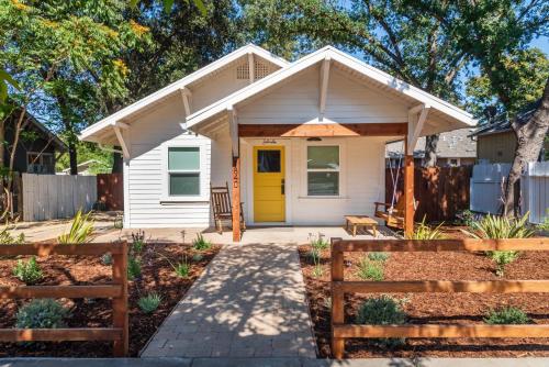 Bella Villa- Vine Cottages