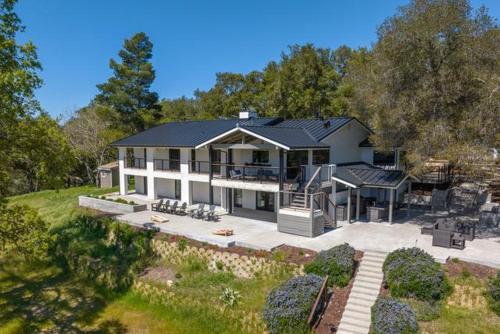 Vineyard House at Oak & Vine, Paso Robles