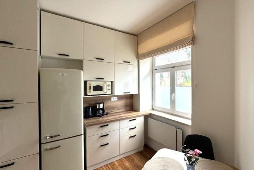Short Way Apartments - image 2