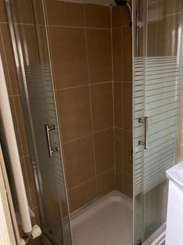 Uzun apartmanı Uzun apartmanı