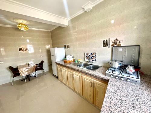 주방, Moderno apartamento en el centro , a 3 min del mar VI in 아실라