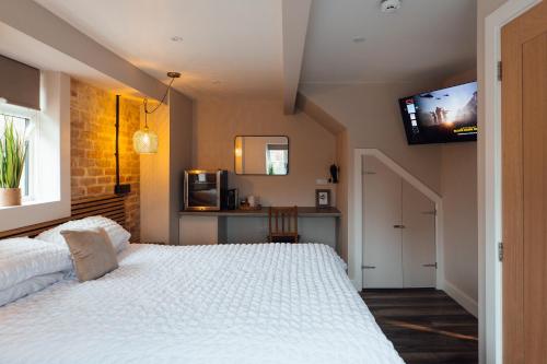 The Dolphin Hotel & Restaurant