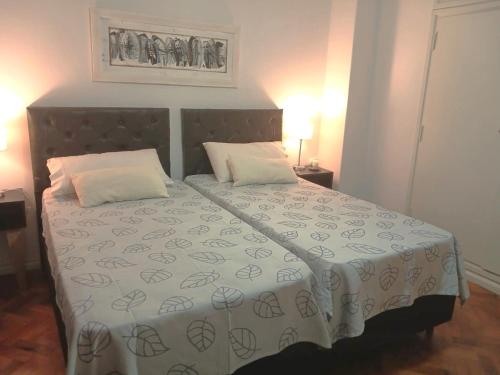 Double or Twin Room image 10