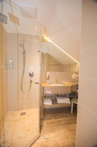 Dollinger - main image