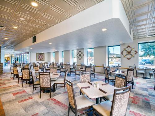 Best Western Premier Grand Canyon Squire Inn - image 13