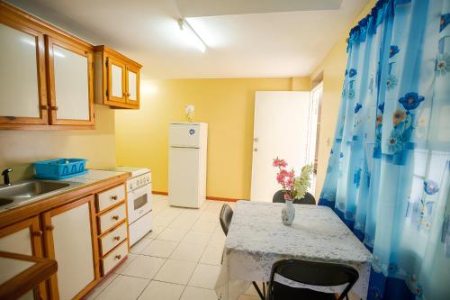 Kitchen, The W Towers in Portsmouth