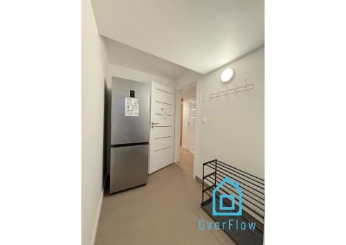 Ocean Room - 1 km to Baltic Sea & 15 Minutes to Gdańsk Old Town (Ocean Room - 1 km to Baltic Sea & 15 Minutes to Gdansk Old Town) in Brzezno