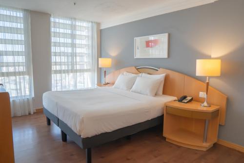 room detail thumbnail 0