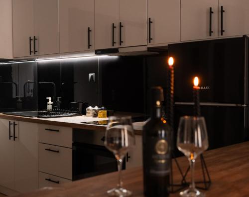 2 bedrooms, 4 beds
