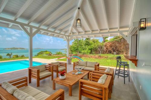 Балкон, MQFR65 - 7 pax in Le Francois