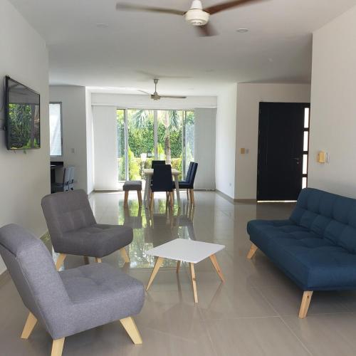 Casa de Verano Girardot, Alemar in Santa Rita