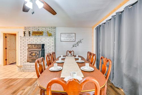 Quiet Abode w/ Gas Grill ~ 5 Miles to Broken Bow!, Broken Bow (fotografie 6)