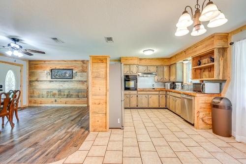 Quiet Abode w/ Gas Grill ~ 5 Miles to Broken Bow!, Broken Bow (fotografie 10)