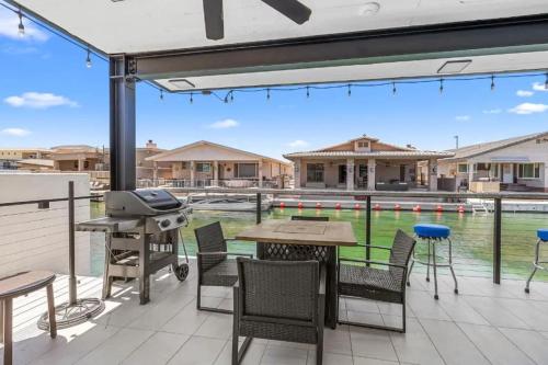 Chateau Bleu, Canal front Stunner in Parker (AZ)