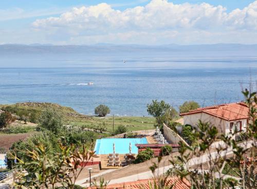 Belvedere Aeolis Hotel - image 13