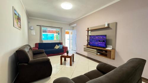 Casa Area Gourmet, Wi-fi,Barbecue,Petfriendly in ชาร์ดิงเปรุยเบ