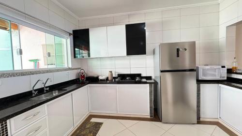 Casa Area Gourmet, Wi-fi,Barbecue,Petfriendly in ชาร์ดิงเปรุยเบ