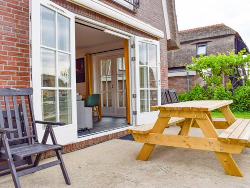 Erkély/terasz, Zwaan 24-6 in Stichtse Vecht