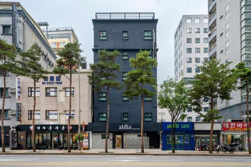 Alma Hotel, Seúl