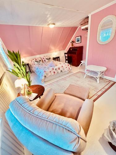 Bed & café Petit Papillon (Bed & cafe Petit Papillon) in Grandes-Bergeronnes (QC)