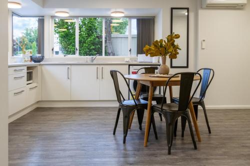 مطبخ, Perfect 1-Bedroom Retreat Near the Airport in برنسايد