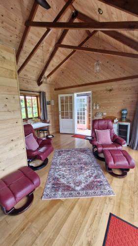 Kōtare Cabin, Thames Coast