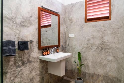 Villa with Private Pool image 10