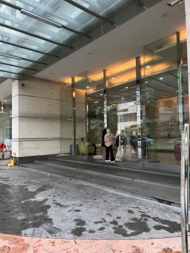 Great Value City Center Unit