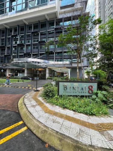 Great Value City Center Unit