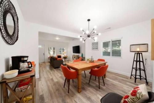 Central 2BR 1BA & Arcade Crib in the heart of Sac Central 2BR 1BA & Arcade Crib in the heart of Sac