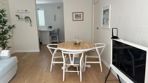 Sunny boutique apartment in Drummoyne