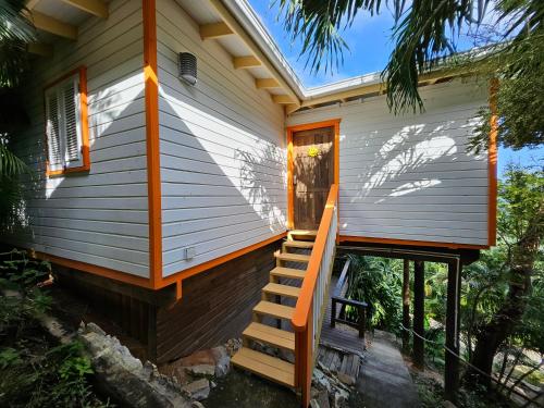 Buitenkant, Roatan - house for 4 by the sea in Jonesville