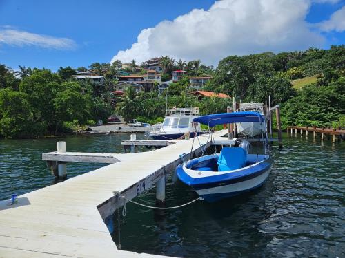 Roatan - house for 4 by the sea, Jonesville (photo 2)