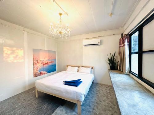 Kohchang stayin premium hotel beach street market