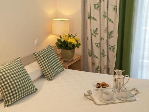 The Park Hotel Piraeus - image 10